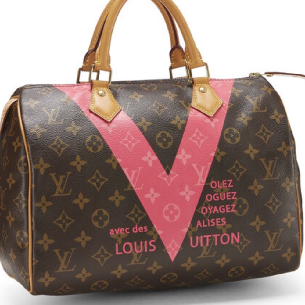 Louis Vuitton monogram v speedy